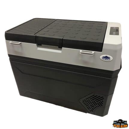 Congelatore portatile da 60 litri, ideale per campeggio e viaggi.